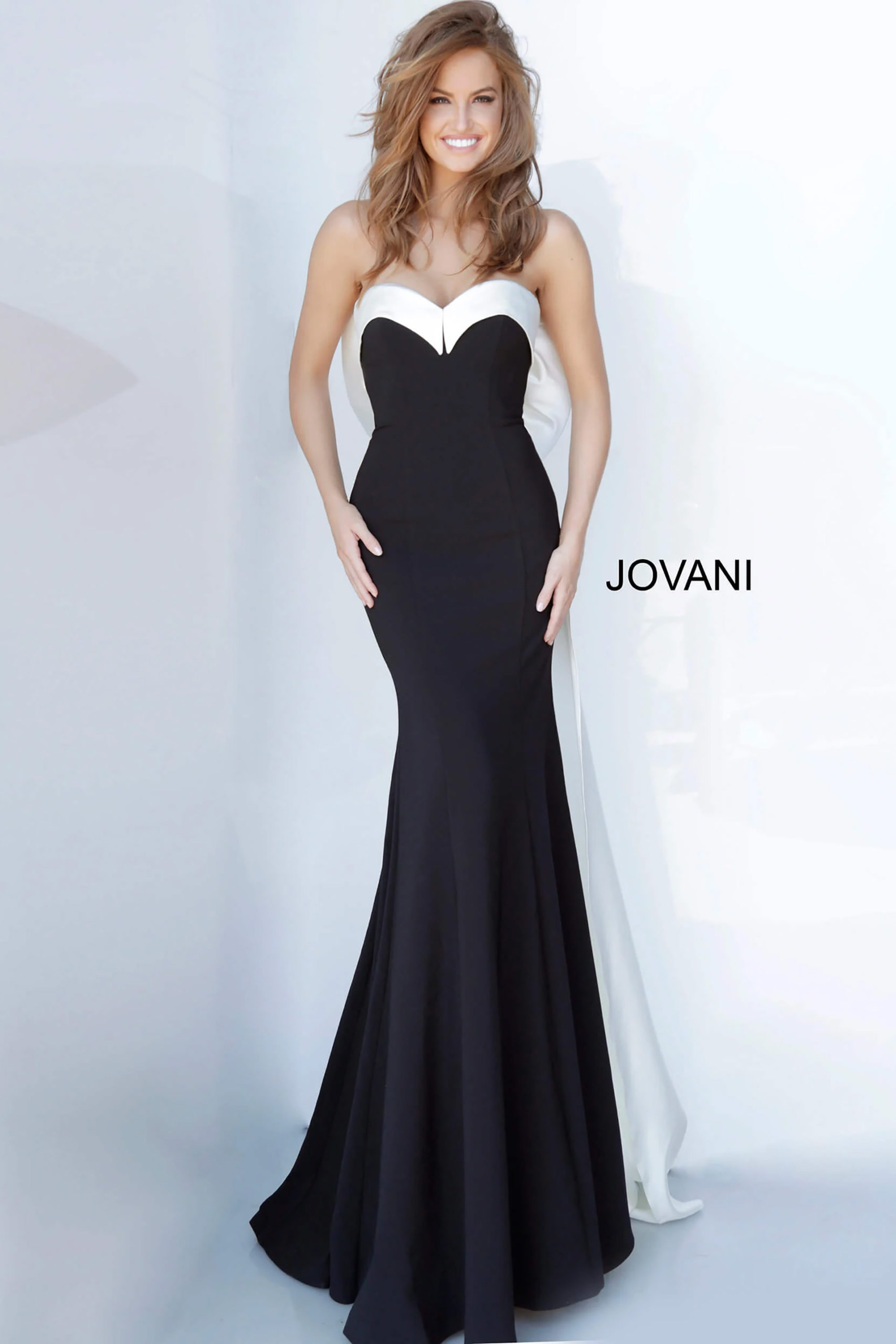 black and white v neck mermaid dress 12020