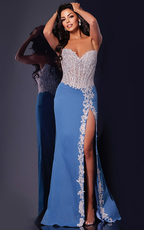 Model wearing Jovani 43341 dress with sweetheart neckline and high slit in lilac, front view.