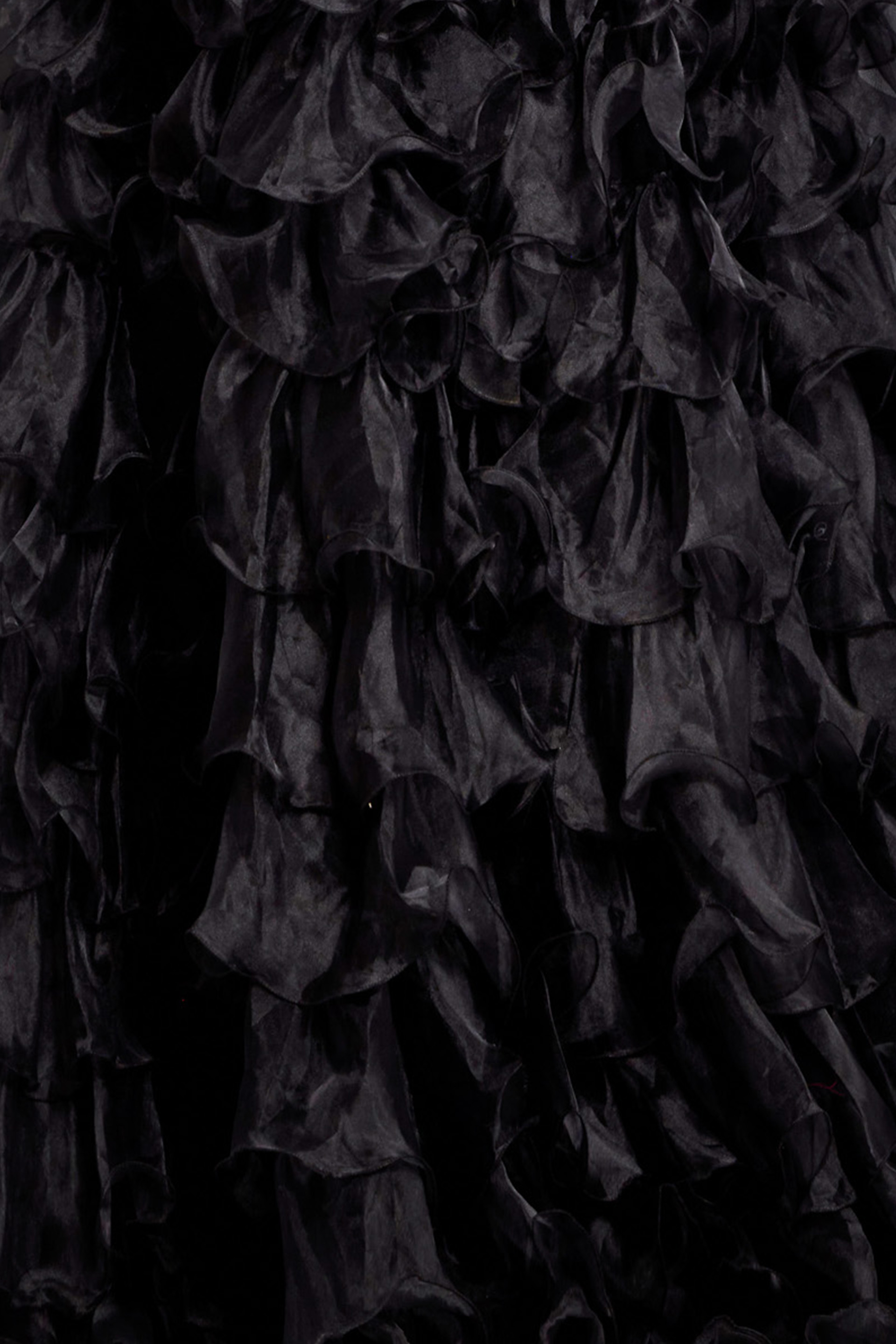 ruffled black fabric for style 40932