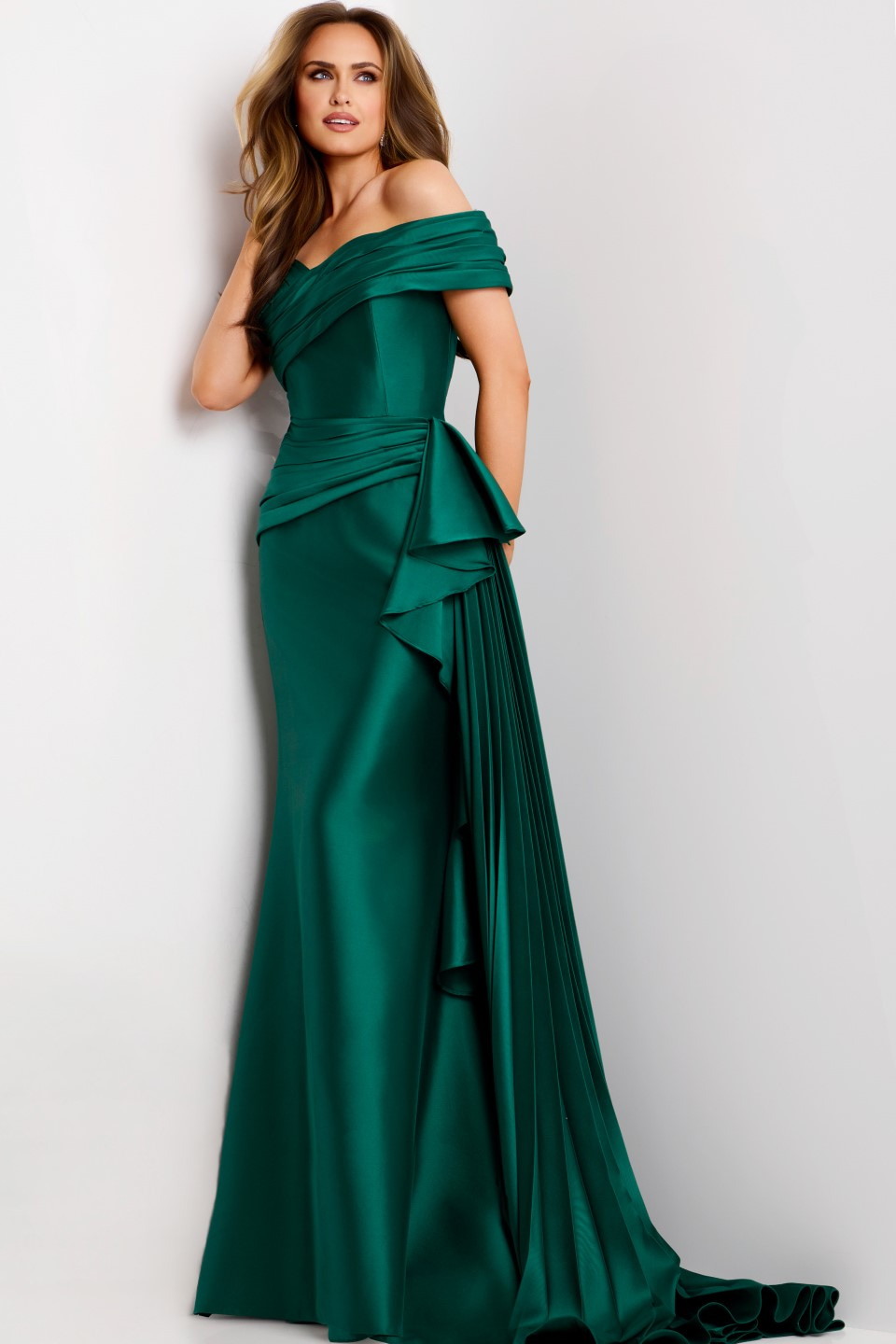 Model wearing Jovani dress 44524.
