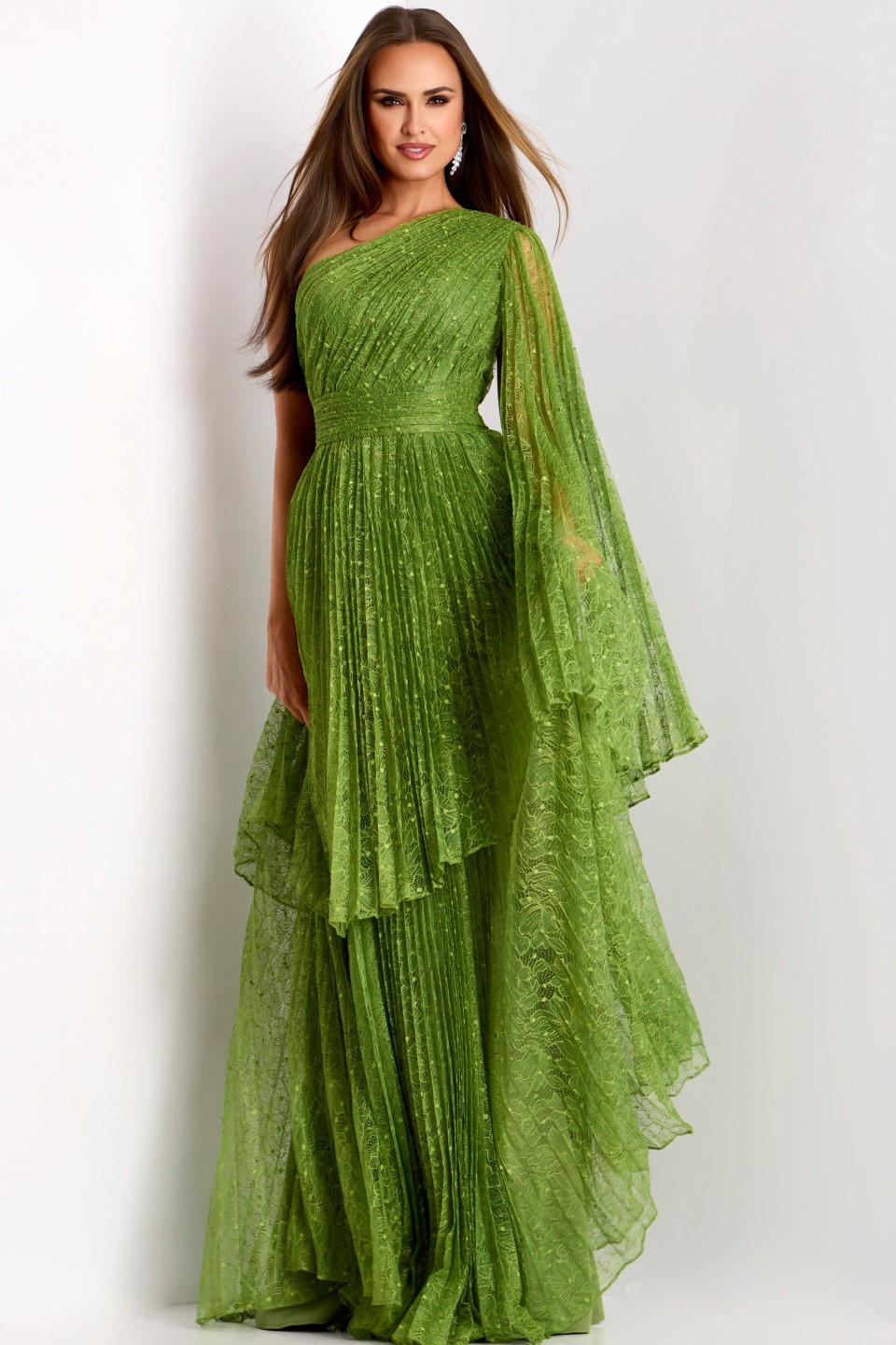 Model wearing Jovani dress 44687.