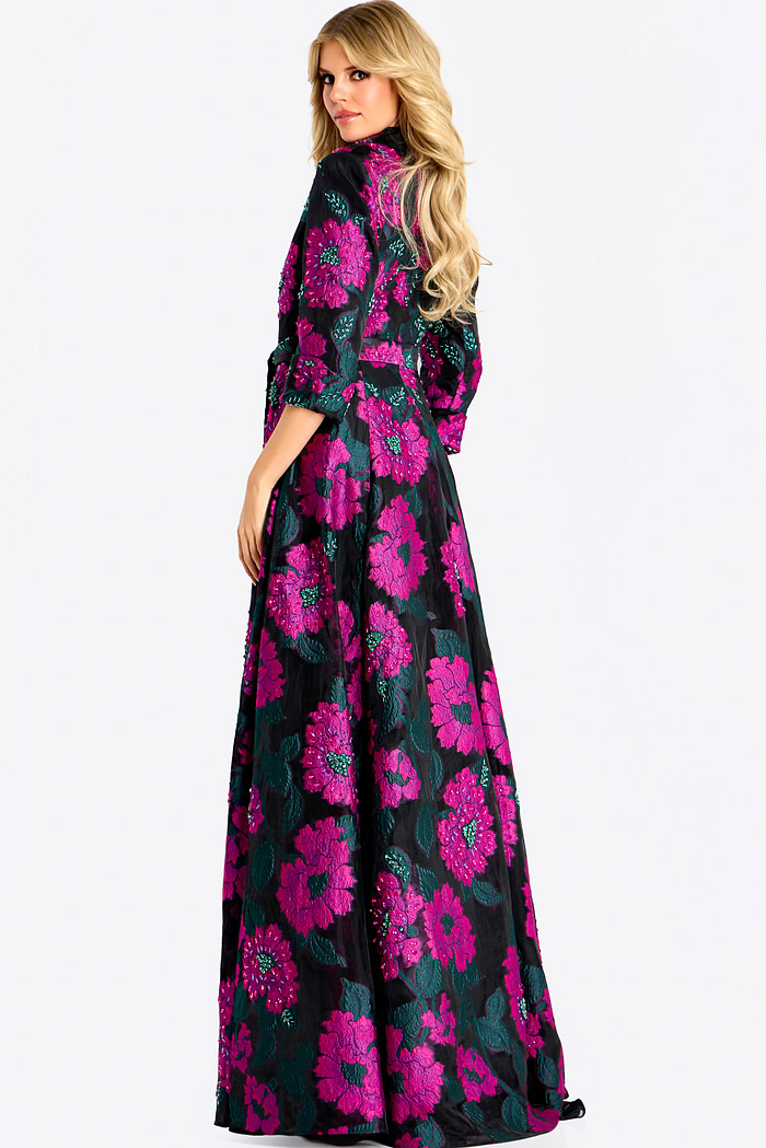 long and sleeves pin and black dress 44716