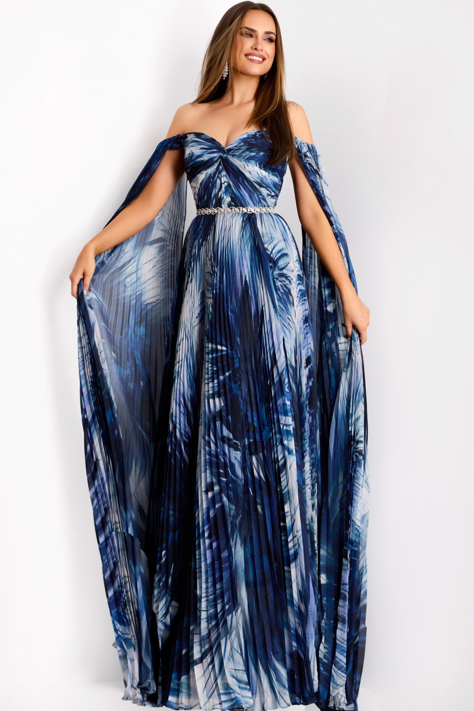 Model wearing Jovani dress 45277.