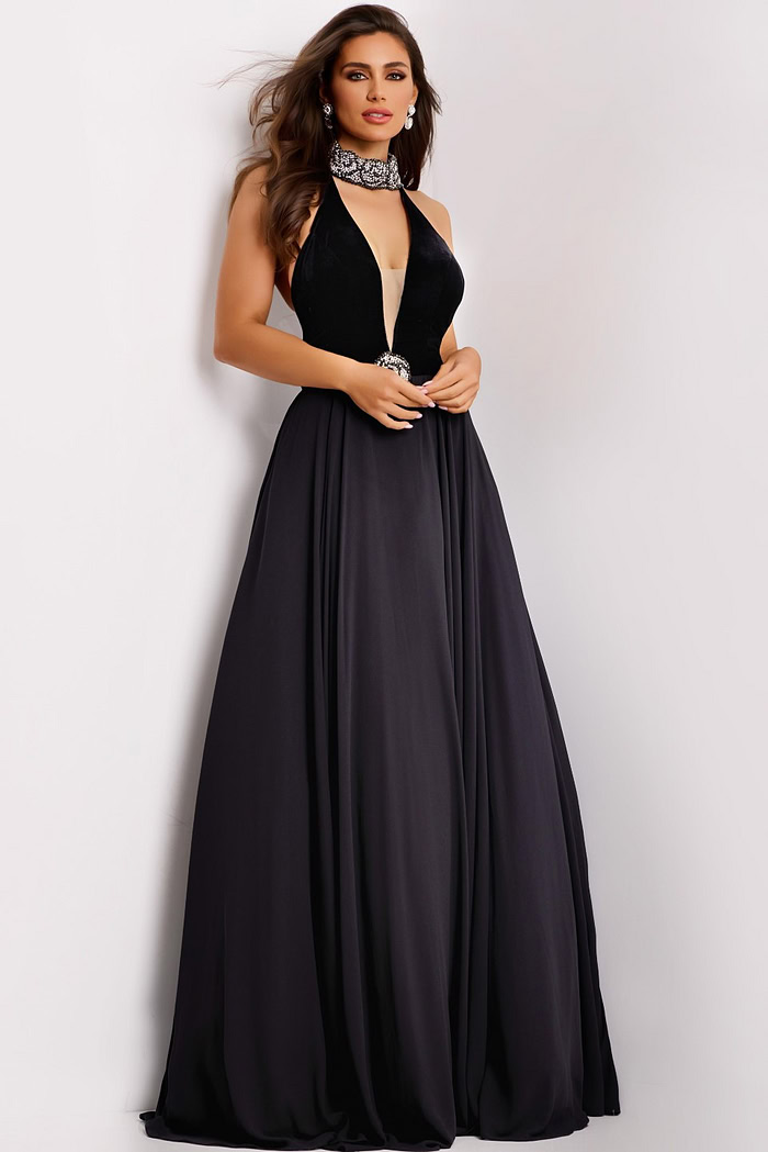 Model wearing Jovani dress 45367.