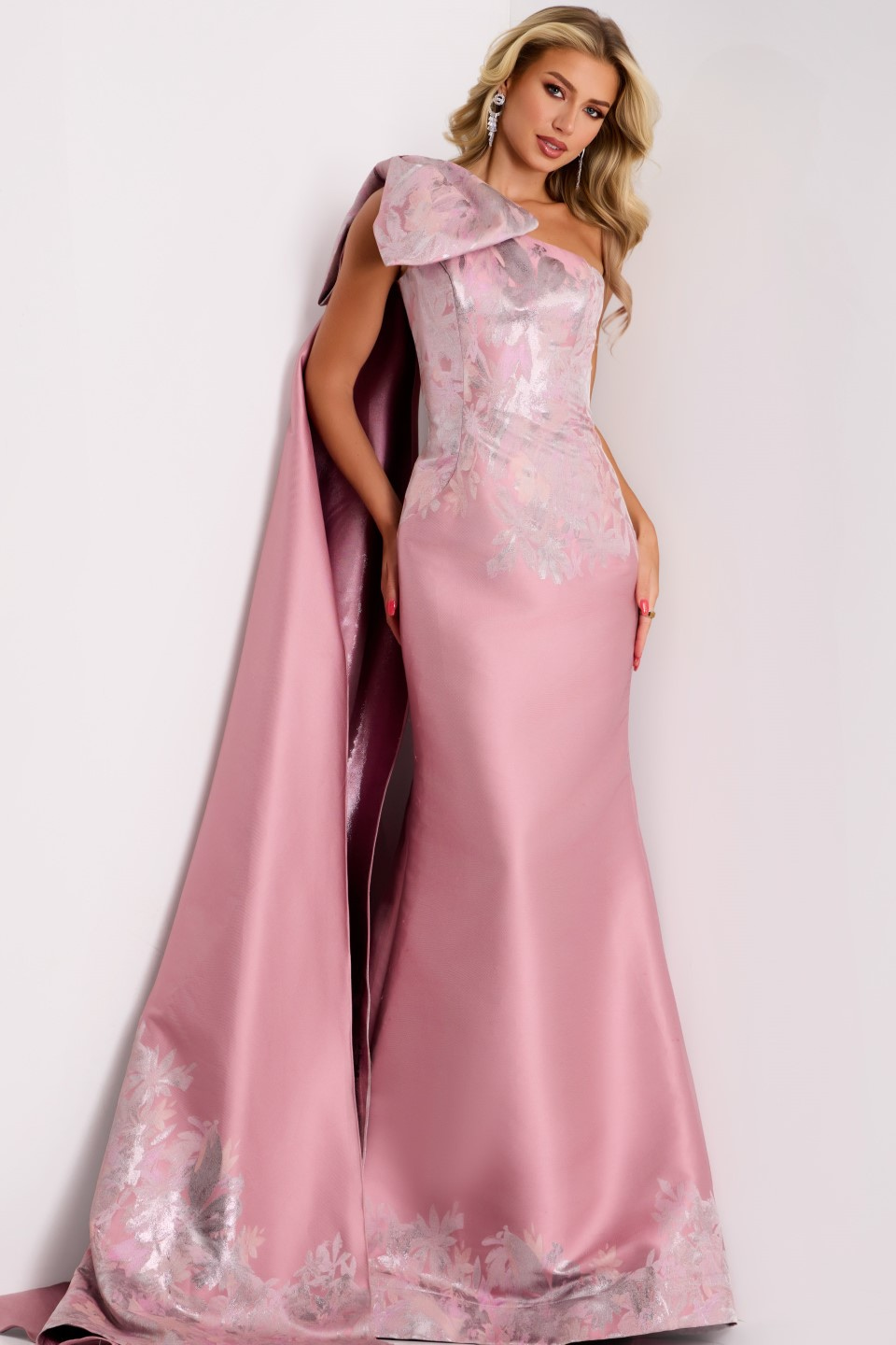 Model wearing Jovani dress 45615.