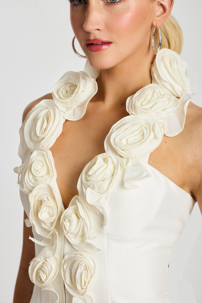 white halter neckline floral top 48102